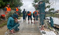  Thủ tướng yêu cầu ứng phó với mưa bão, ngập lụt và nguy cơ sạt lở đất 第3张