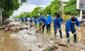  Tuổi trẻ Yên Bái lội bùn khắc phục hậu quả mưa lũ 第6张