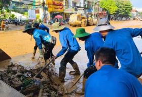  Tuổi trẻ Yên Bái lội bùn khắc phục hậu quả mưa lũ 第14张