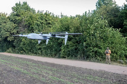 Khoảnh khắc UAV Nga ‘thổi bay’ xe tăng Ukraine đột nhập vùng biên