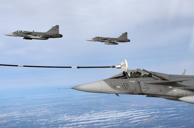  Lý do Không quân Thái Lan ủng hộ mua Gripen của Thụy Điển thay vì F-16 Mỹ 第3张