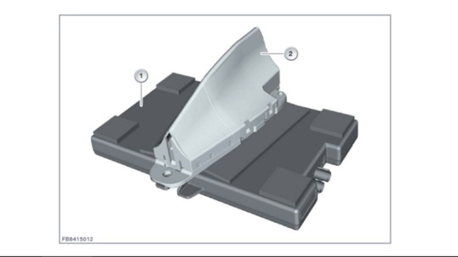  BMW bị kiện tập thể vì ăng-ten vây cá thiết kế lỗi 第1张