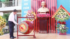  Bí thư Tỉnh ủy Nam Định dự Lễ khai giảng năm học mới tại trường THPT chuyên Lê Hồng Phong 