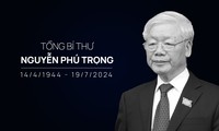  Dòng người khắp nơi về viếng Tổng Bí thư tại quê nhà thôn Lại Đà 第9张