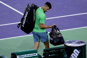 Sinner soán ngôi Alcaraz, Djokovic đối mặt nhiều nỗi lo trước Monte Carlo