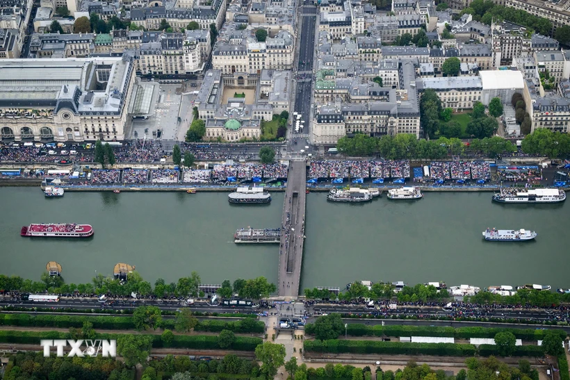  Olympic Paris 2024: Ban tổ chức tiếp tục hủy buổi tập trên sông Seine 