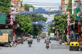 Nơi bán nhiều vàng mã nhất miền Bắc ế ẩm chưa từng thấy, mua ôtô tặng GPLX vẫn không hút khách hàng