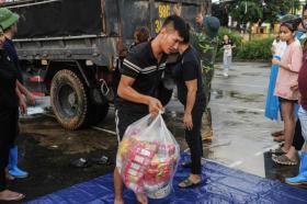 Quỹ Thiện Tâm ủng hộ 500 triệu đồng qua Báo Dân Việt hỗ trợ cho bào bị lũ quét  第9张