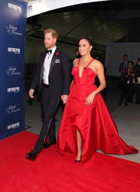  Meghan Markle xuất hiện gợi cảm 第5张